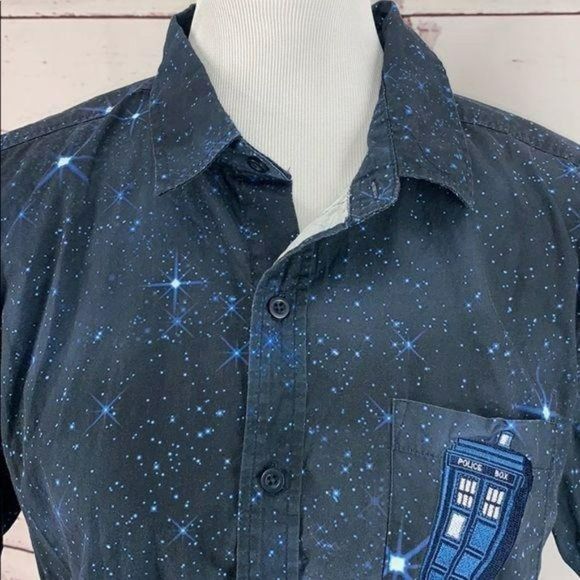 Dr. Who Men's Blue Time Machine Button Down‎ Short Sleeve Shirt Size Small - Picture 6 of 9